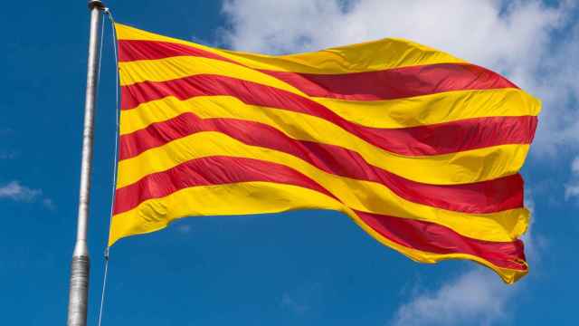 La bandera de Cataluña ondeando al viento