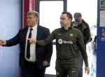 Laporta vuelve a pensar en el despido de Xavi y convierte el Barça en un 'meme'