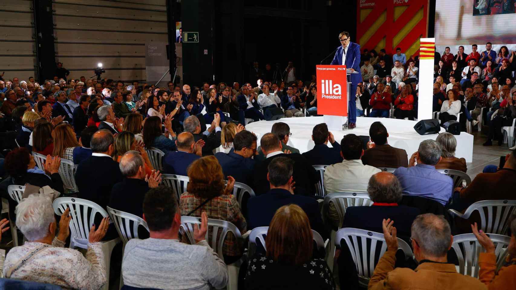 El candidato del PSC a la Generalitat, Salvador Illa, durante el acto electoral de inicio de campaña en Sabadell