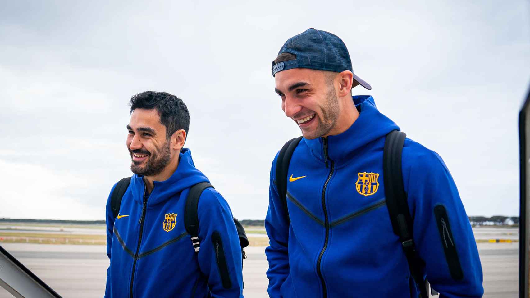 Gundogan y Ferran Torres, durante el viaje del Barça a la capital española