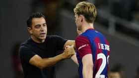 Frenkie de Jong sale sustituido en un partido del Barça