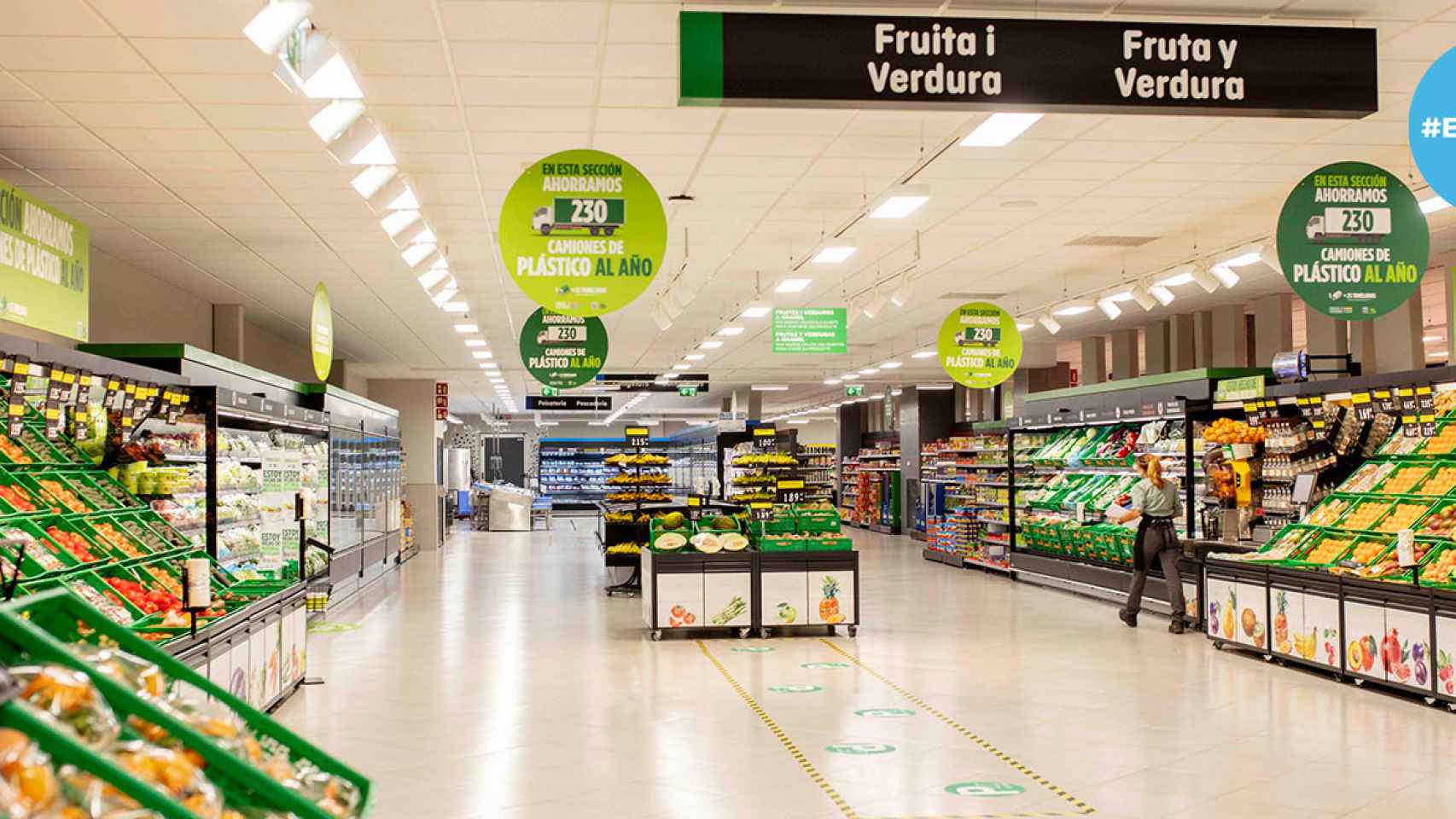 Sección de frutas de un supermercado