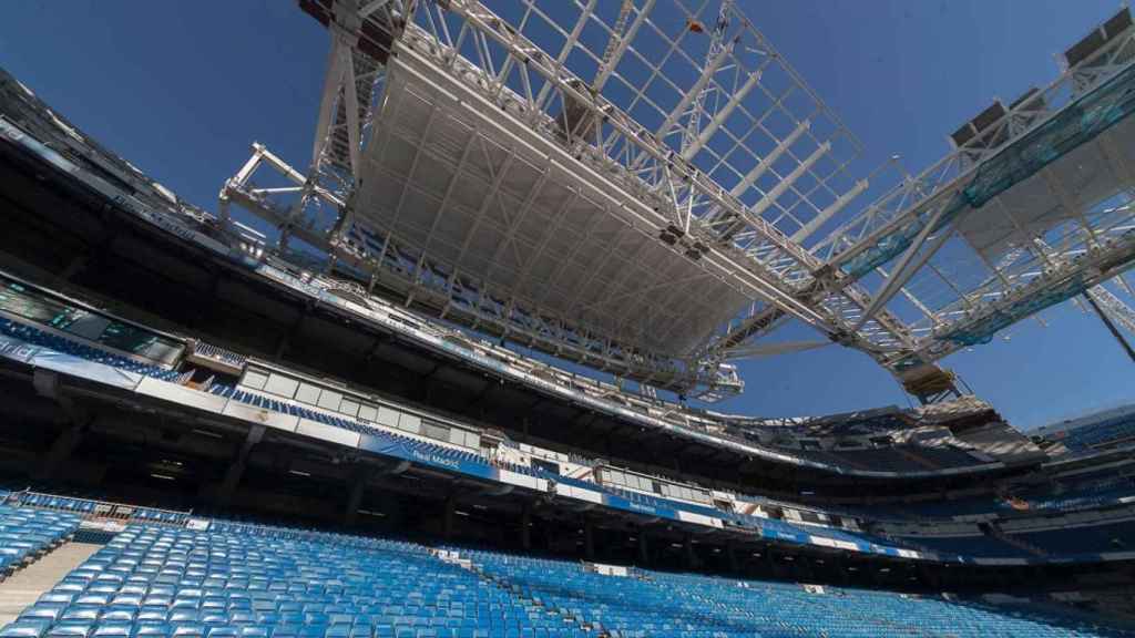 La cubierta de aluminio del estadio Santiago Bernabéu