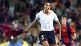 Rivaldo festeja un gol en su época como jugador del Barça