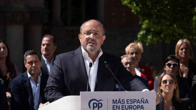 El candidato del PP a las elecciones catalanas, Alejandro Fernández, en el acto de presentación de la candidatura europea del PP