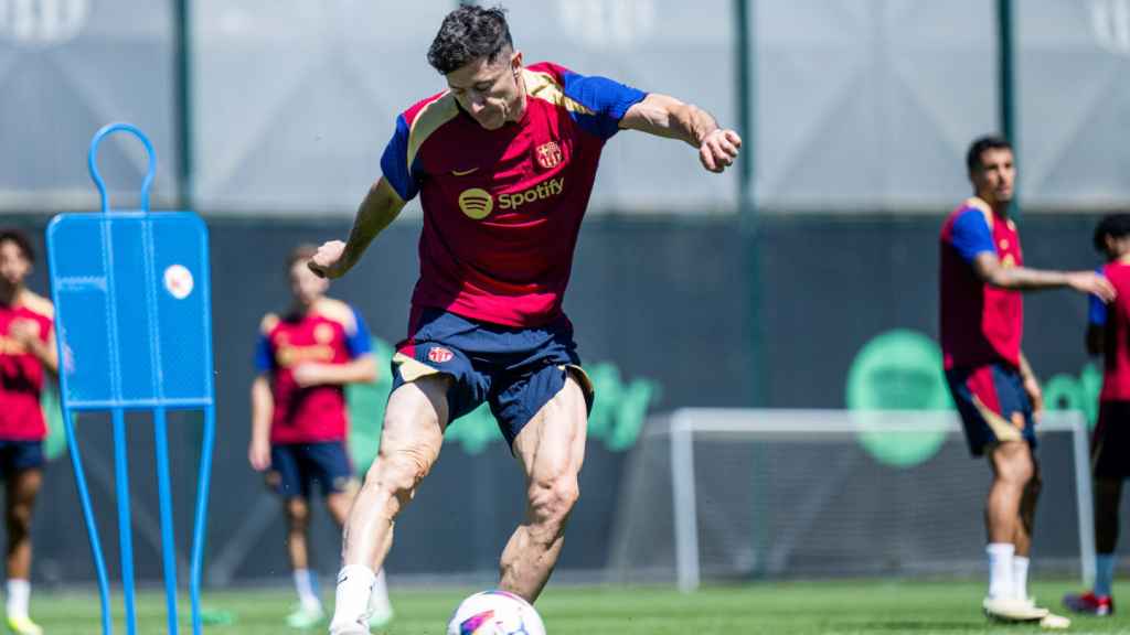 Robert Lewandowski prepara el partido del Barça contra la Real Sociedad