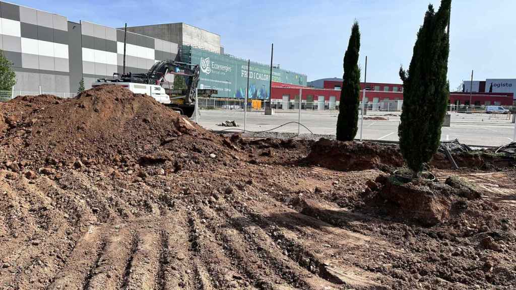 El inicio de las obras del Bela Padel Center de la Zona Franca de Barcelona