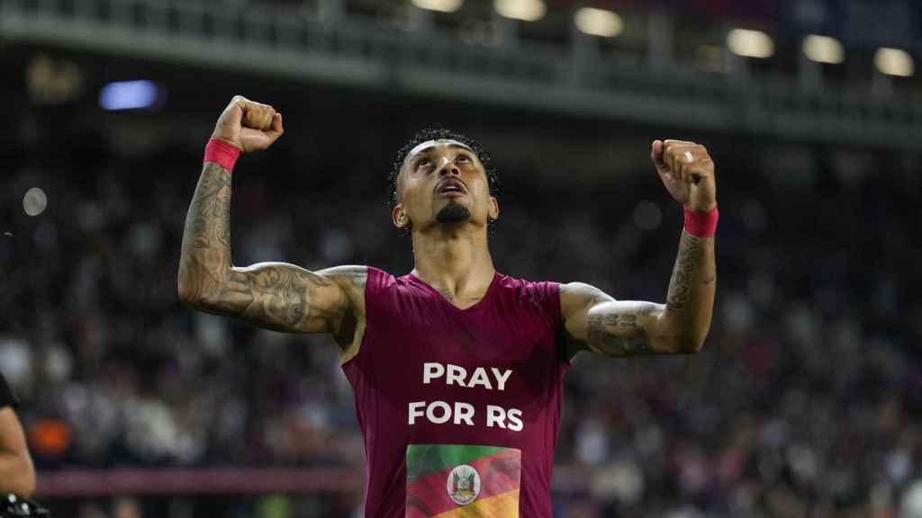 Raphinha homenajea a Río Grande del Sur tras marcar contra la Real Sociedad
