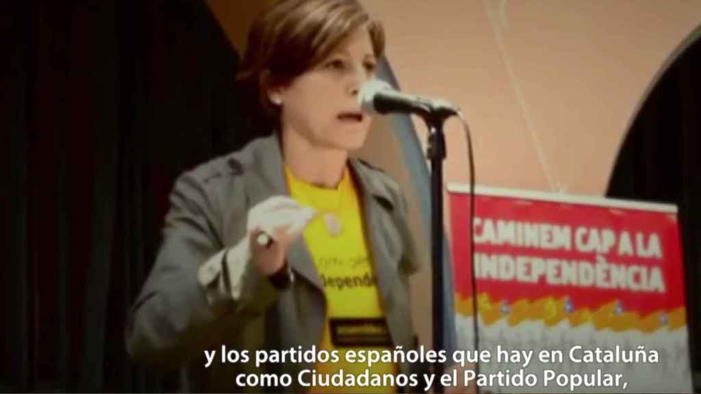 La indultada Carme Forcadell (ERC), dando un discurso ultra contra Cs y PP cuando presidía la ANC en 2014