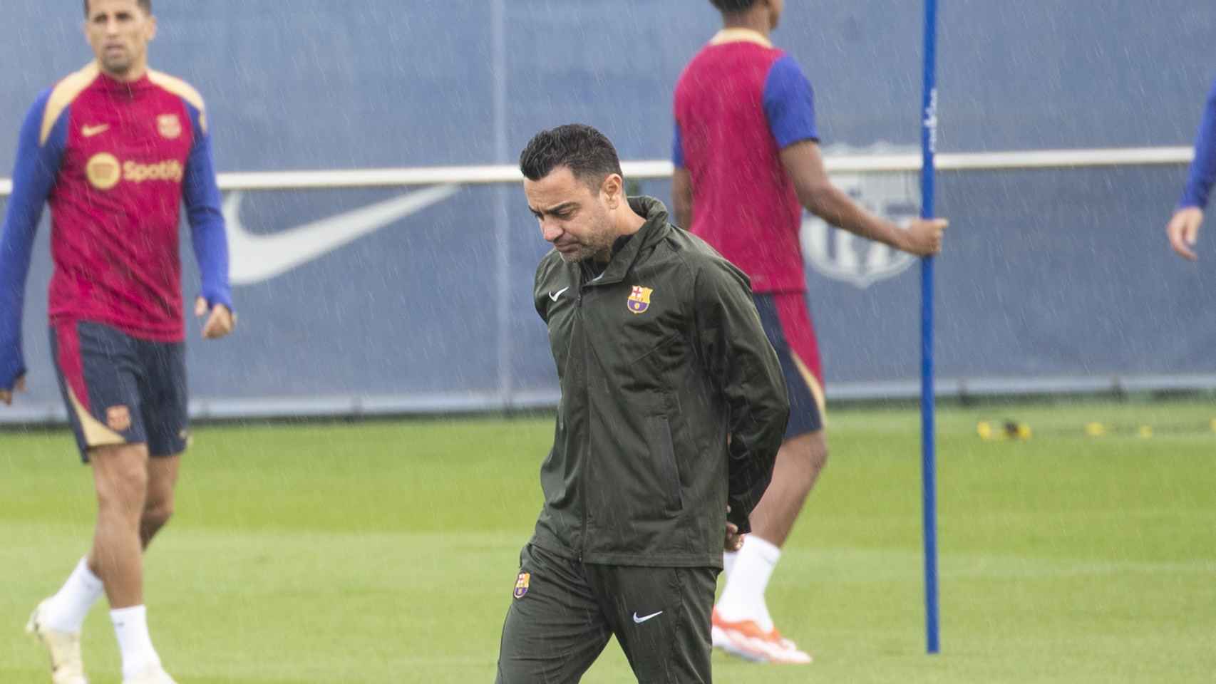 Xavi Hernández durante un entrenamiento en la Ciutat Esportiva