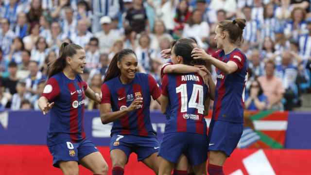 Las futbolistas del Barça Femenino celebran el gol de Ona Batlle en la final de la Copa de la Reina