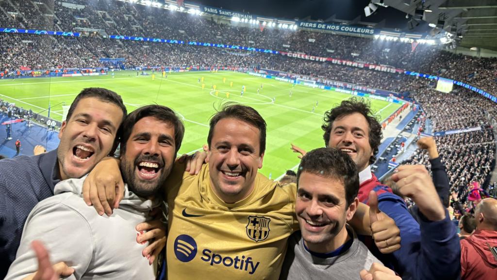 Joan Camprubí celebra la victoria del Barça en París