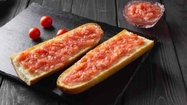 Pan con tomate