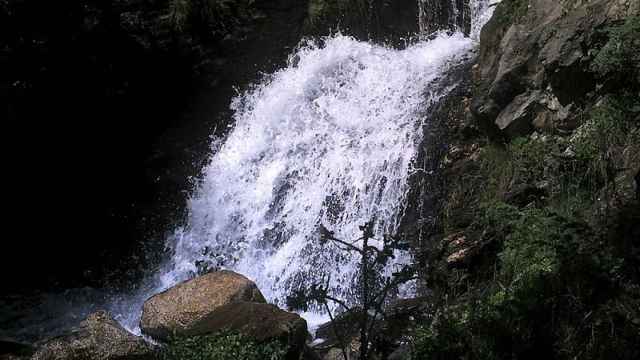 Nacimiento del río Flamisell en La Vall Fosca