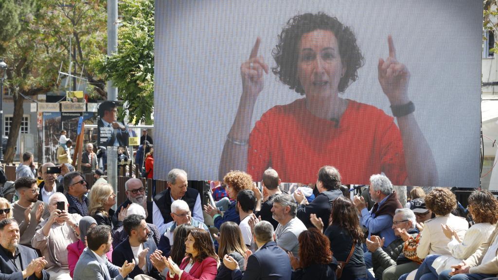 La secretaria general de ERC, Marta Rovira, en un mitin de campaña