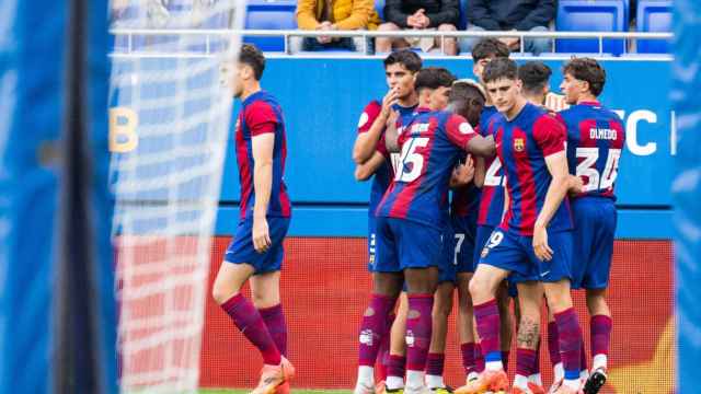 El Barça B celebra el único gol del triunfo contra el Lugo