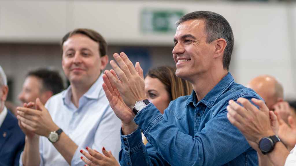 El presidente del Gobierno, Pedro Sánchez, en un acto del PSC en L'Hospitalet de Llobregat