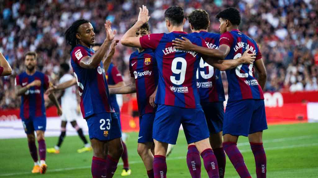Los futbolistas del Barça celebran un gol en la última jornada de Liga