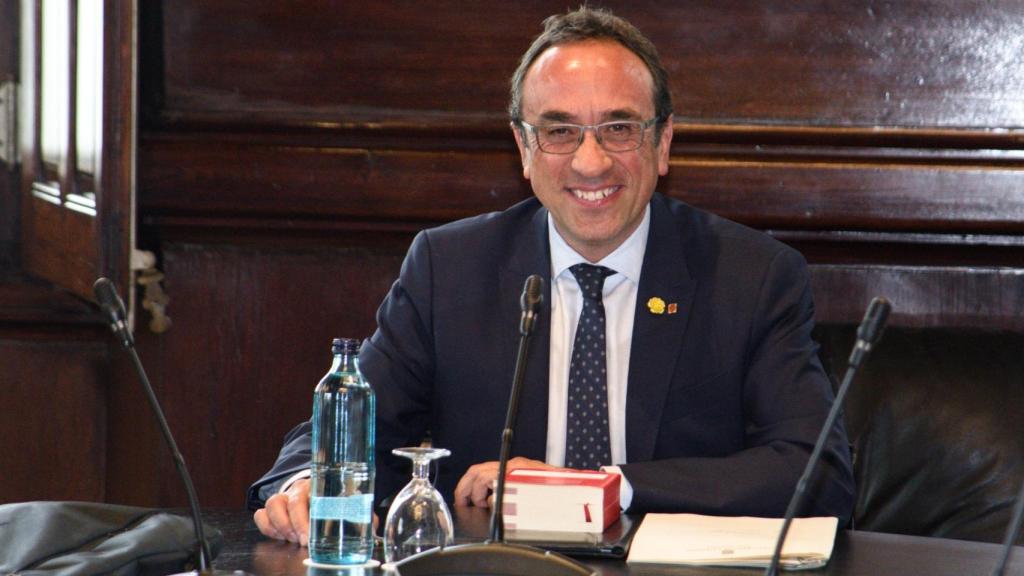 El nuevo presidente del Parlament, Josep Rull, en la primera reunión de la Mesa