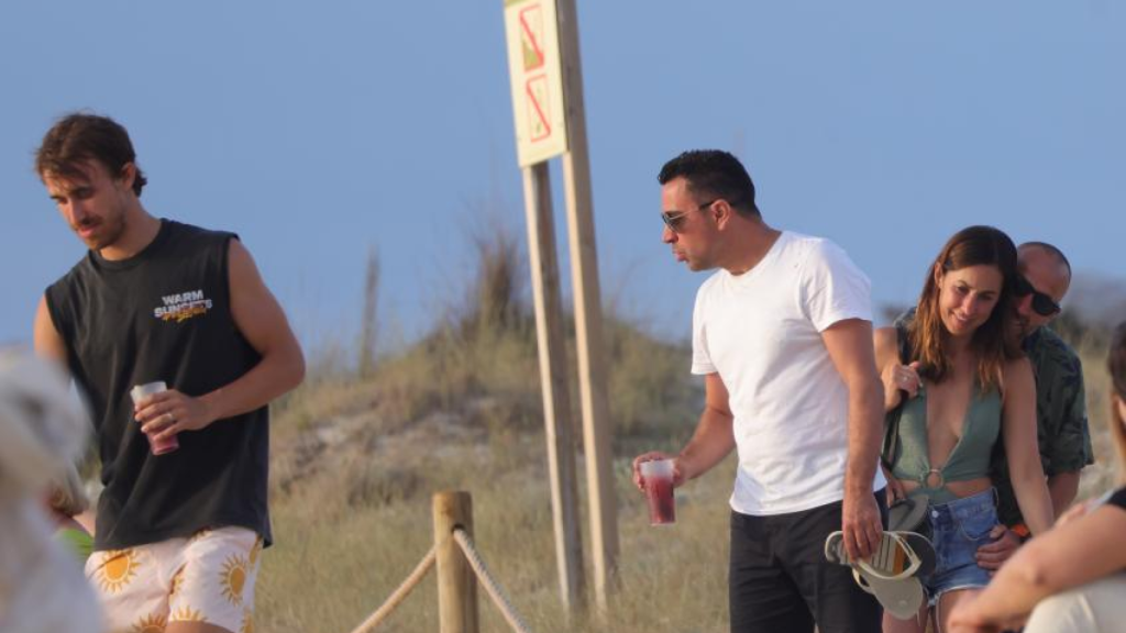 Xavi Hernández y Marc Muniesa, de vacaciones en Ibiza