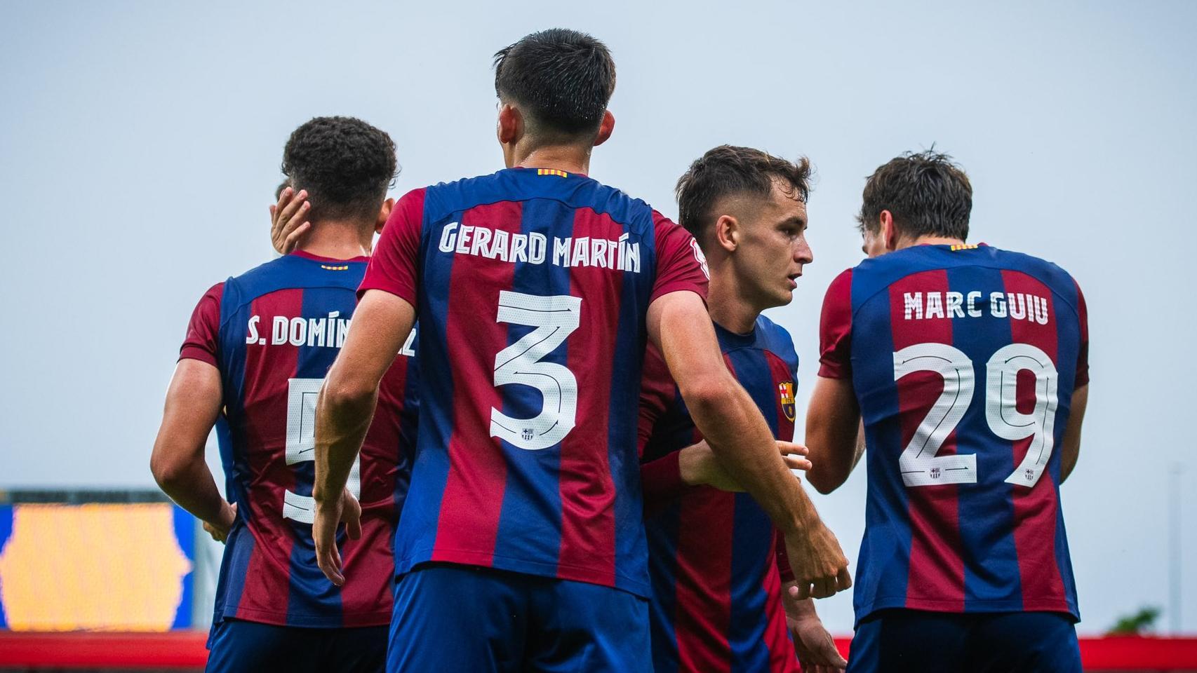 Los futbolistas del Barça B celebran la victoria contra el Ibiza