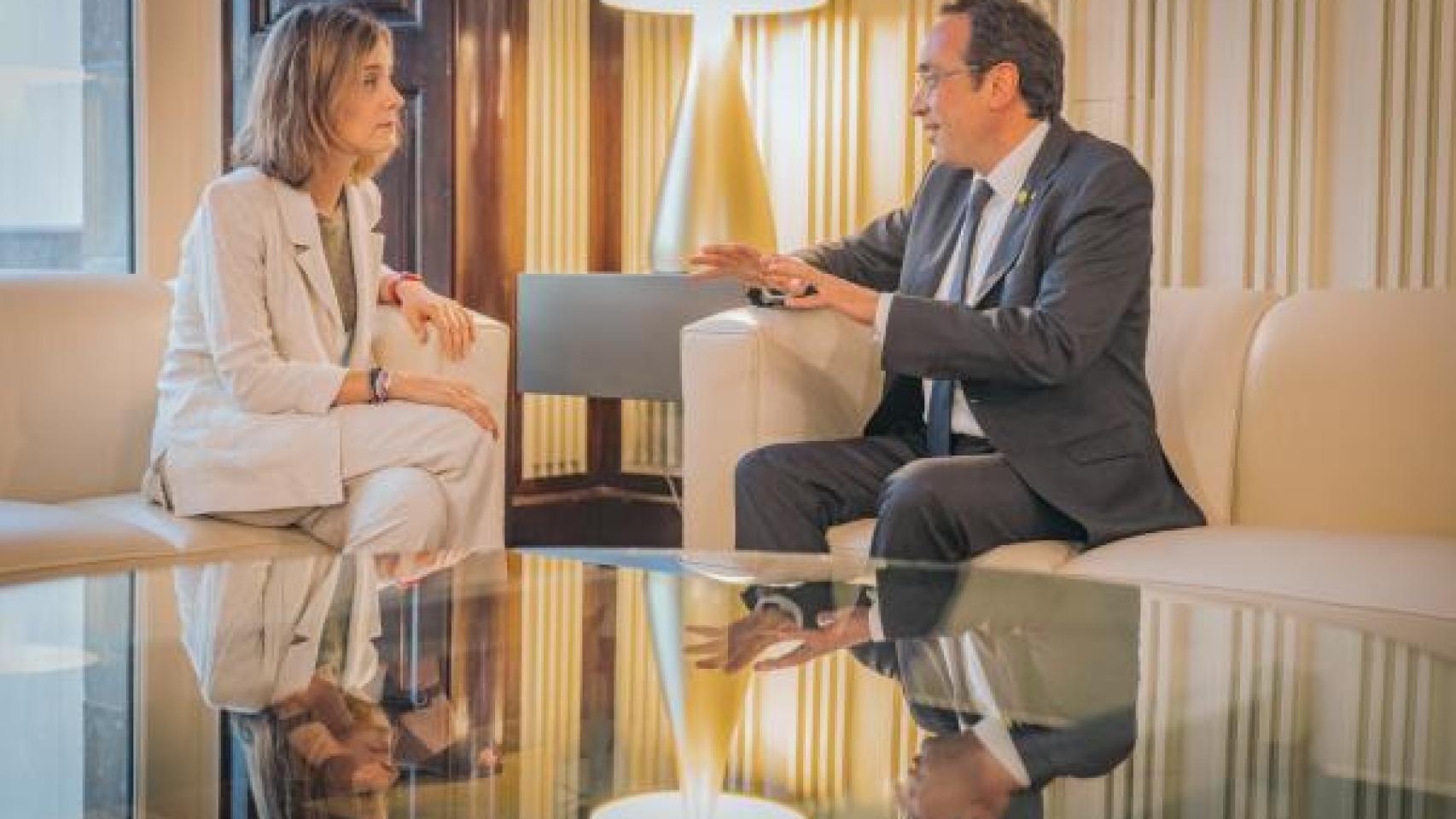 La líder de Comuns Jéssica Albiach se reúne con el presidente del Parlament Josep Rull
