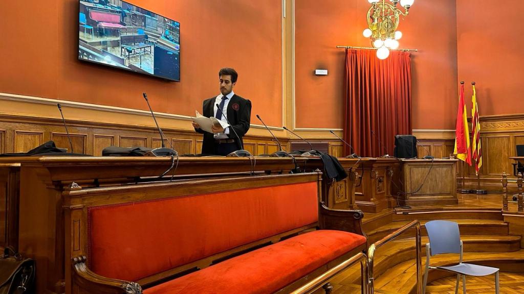 El letrado Álvaro Machado, de Vosseler Abogados, en la sala del jurado de la Audiencia de Barcelona
