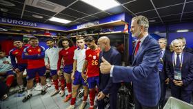 Los jugadores de España felicitados por el rey Felipe VI