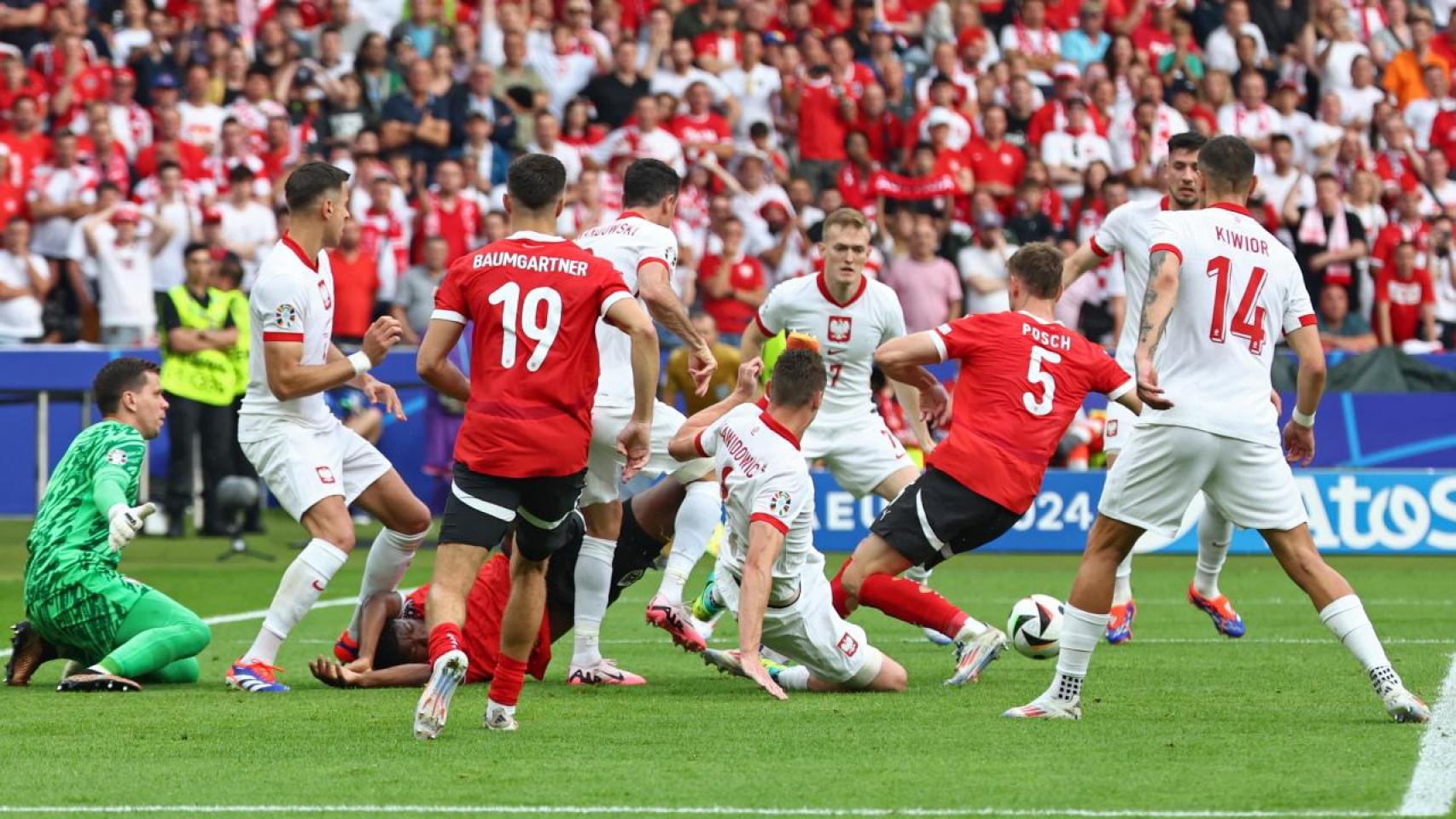 La Polonia de Lewandowski, durante la derrota contra Austria en la Eurocopa