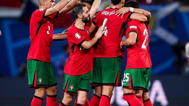 Los jugadores de Portugal celebran un gol en la Eurocopa