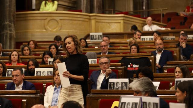 La diputada de la Cup Laia Estrada en el Parlament de Catalunya