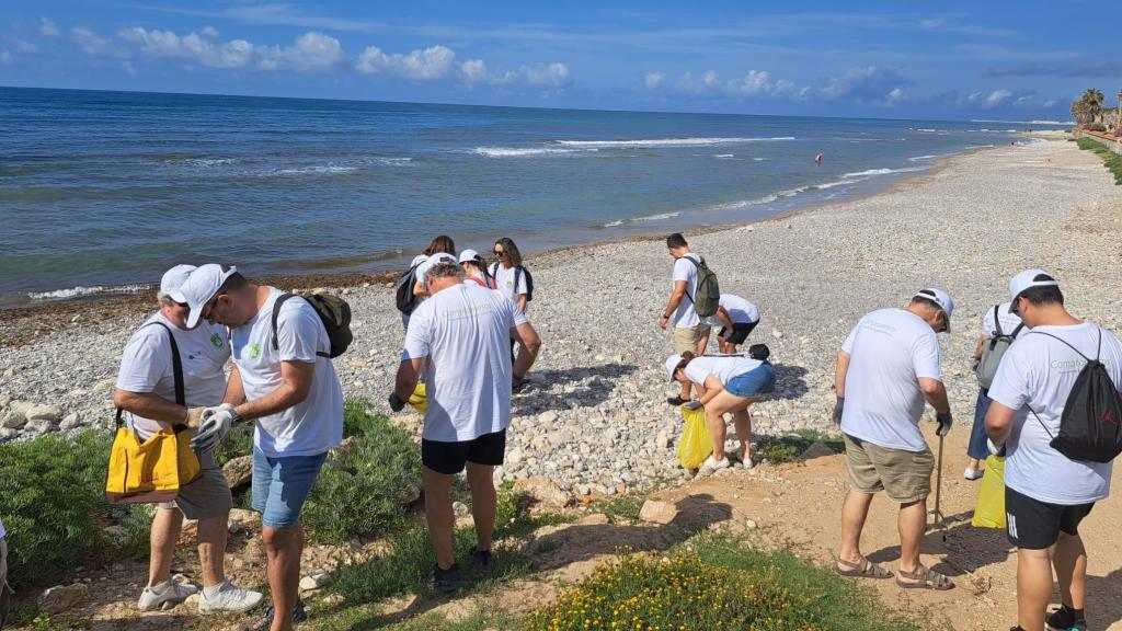 Recogida de microplásticos en el litoral de Sitges