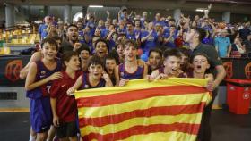 El Barça de basket Mini celebra el Campeonato de España
