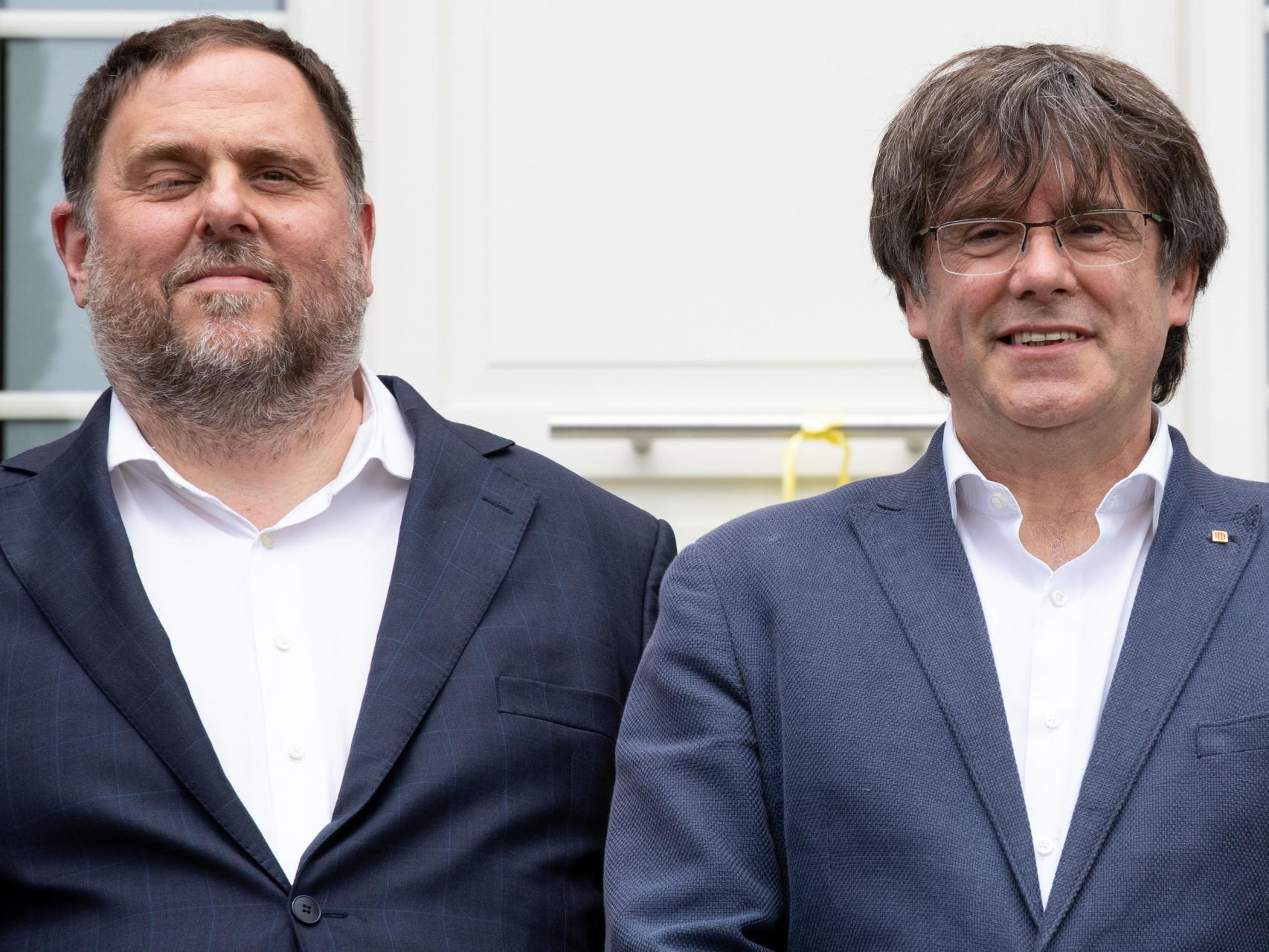 Oriol Junqueras (izq.) y Carles Puigdemont, en un encuentro del pasado en Waterloo / EP