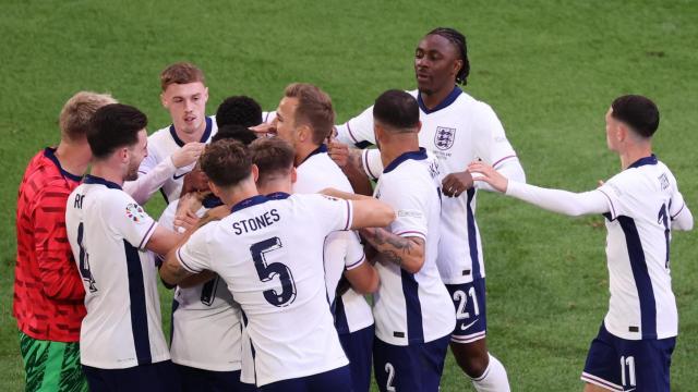 Inglaterra celebra su gol contra Suiza en la Eurocopa 2024