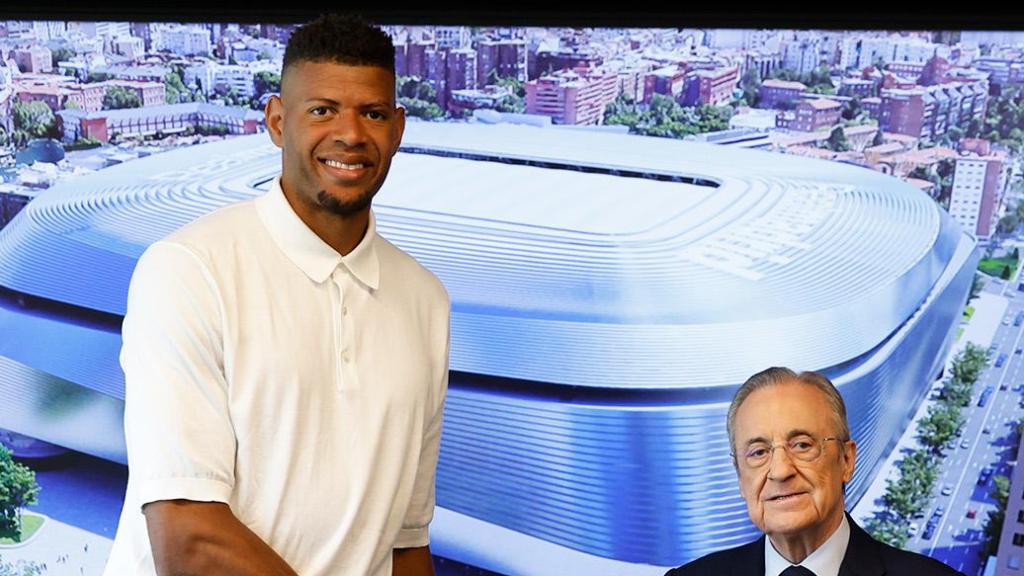 Walter Tavares firma hasta 2029 con el Real Madrid