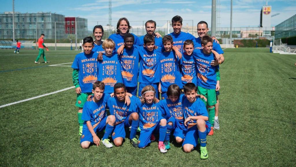 Jordi Font, junto al Benjamín A donde jugó Lamine Yamal