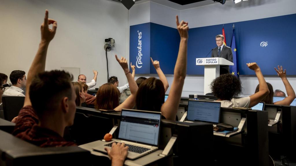 Alberto Núñez Feijóo, en rueda de prensa