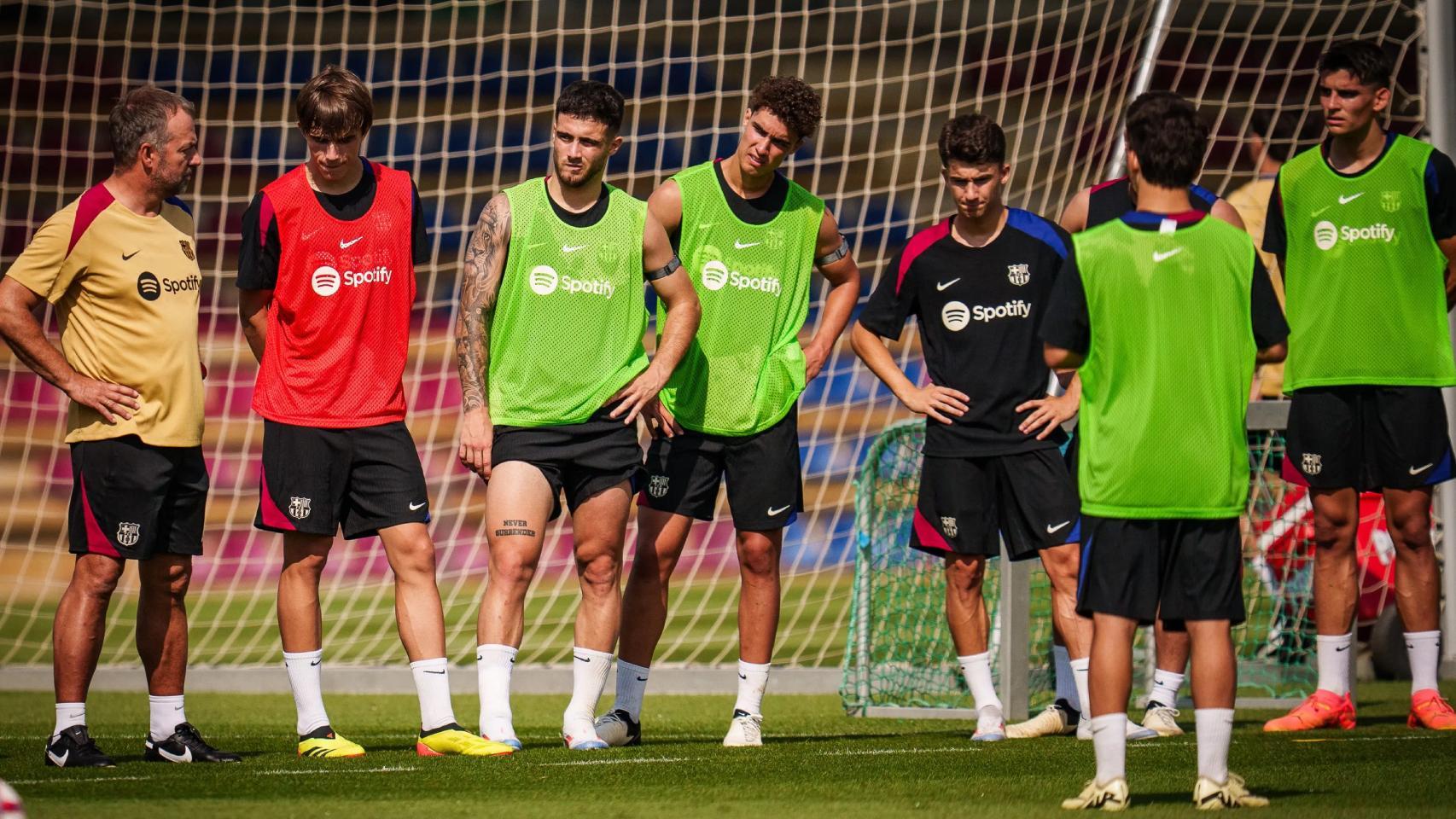 Hansi Flick entrena a los canteranos en la pretemporada del Barça