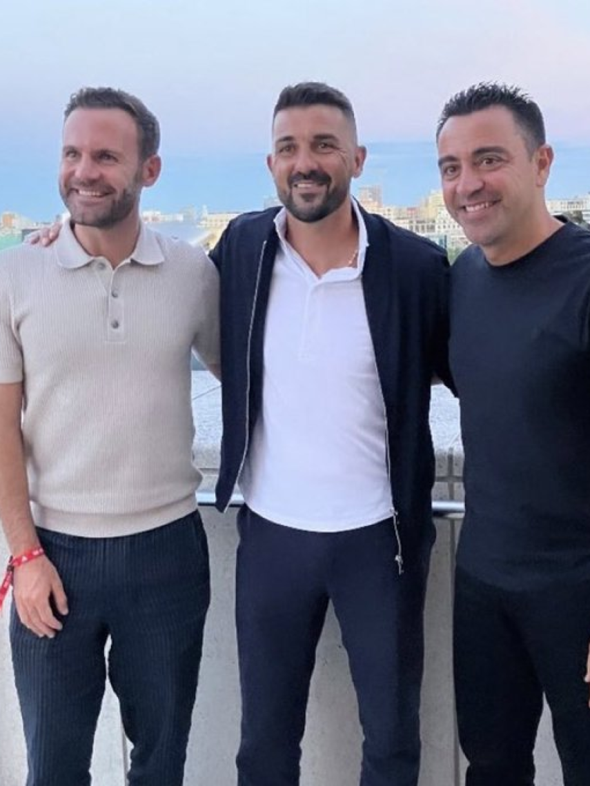 Juan Mata, David Villa y Xavi Hernández, en la previa de la final de España contra Inglaterra