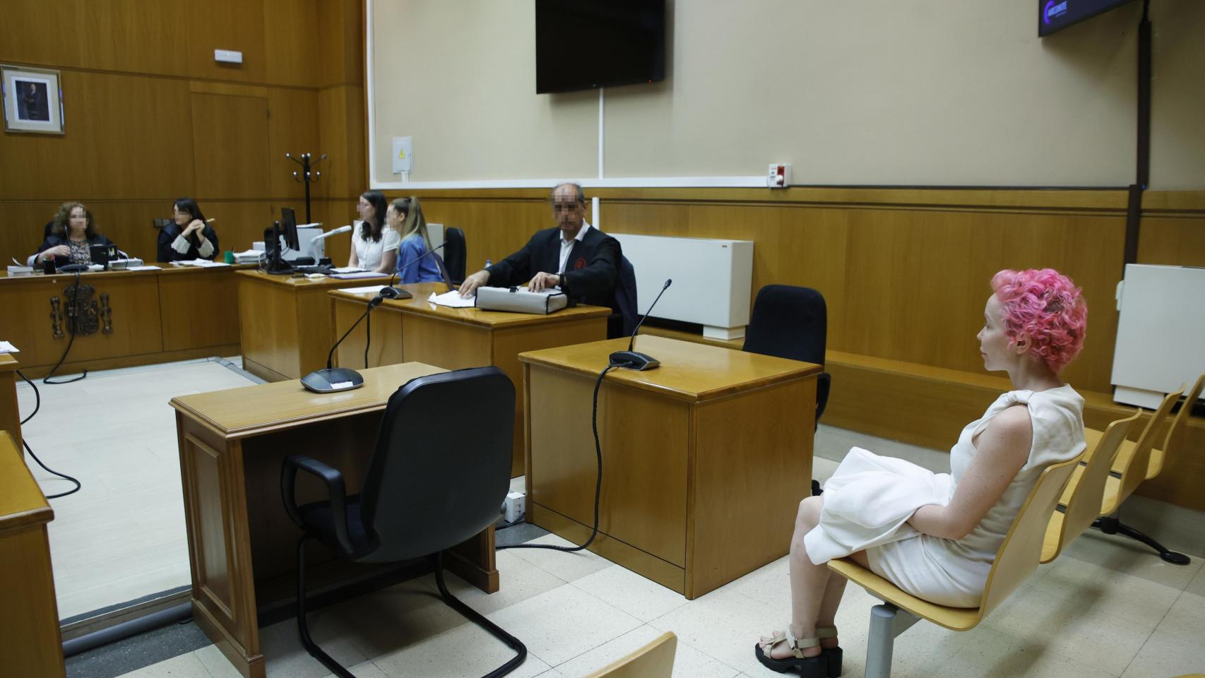 La exmujer del productor televisivo Josep Maria Mainat, Angela Dobrowolski, durante un juicio en la Sección 20 de la Audiencia de Barcelona, a 15 de julio de 2024