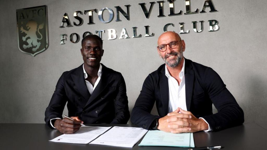 Amadou Onana firma su contrato con el Aston Villa junto a Monchi