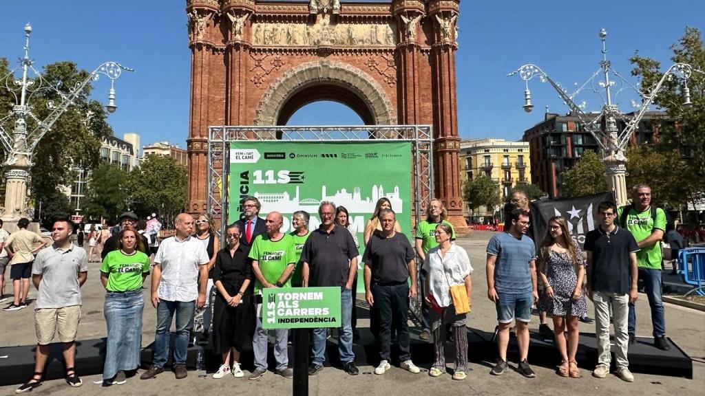 Miembros de la ANC y de Òmnium Cultural en la presentación de la Diada 2024