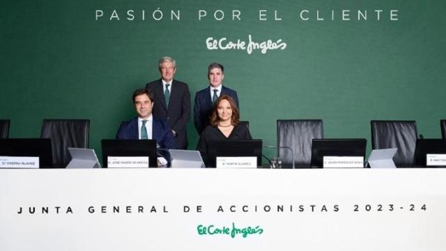 Gastón Bottazzini y Marta Álvarez en la junta de accionistas de El Corte Inglés