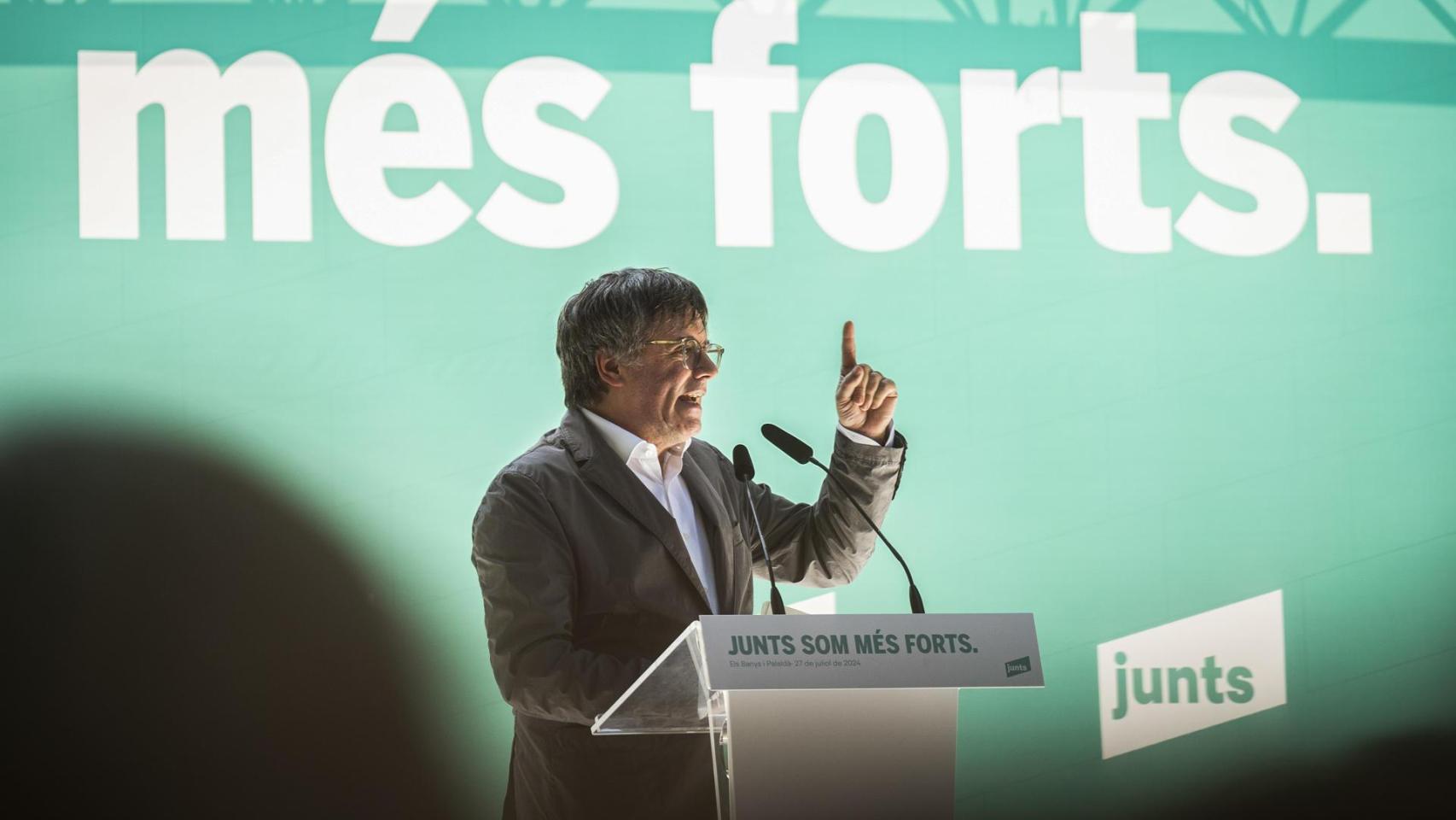 El líder de Junts, Carles Puigdemont, en el acto de Junts en Amélie-les-Bains-Palalda (Francia)