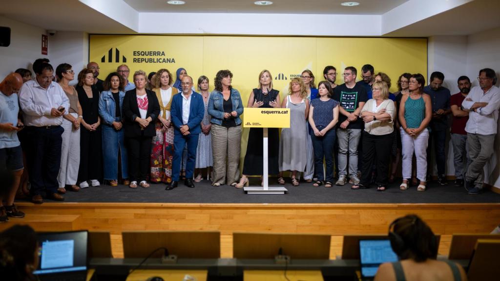 La portavoz de ERC, Raquel Sans, durante la rueda de prensa, en la sede de ERC