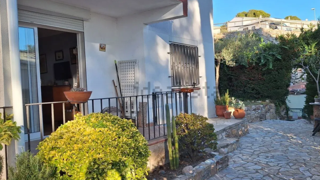 Una casa en Calella por 220.000€ | IDEALISTA