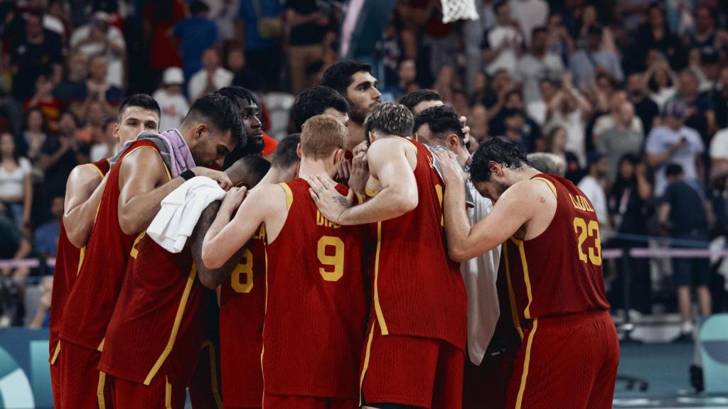 La selección española de basket en el partido frente a Canadá en los Juegos Olímpicos de París