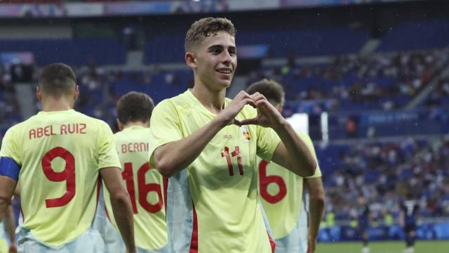 Fermín López, autor de dos goles contra Japón, festeja el pase de España a semifinales de los Juegos Olímpicos