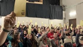 Votación durante el Consell Nacional del Jovent Republicà de 2019